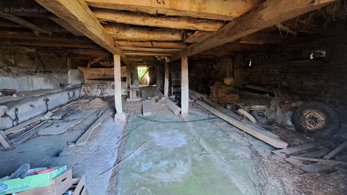 Maison à SAINT-MAURICE-PRES-PIONSAT