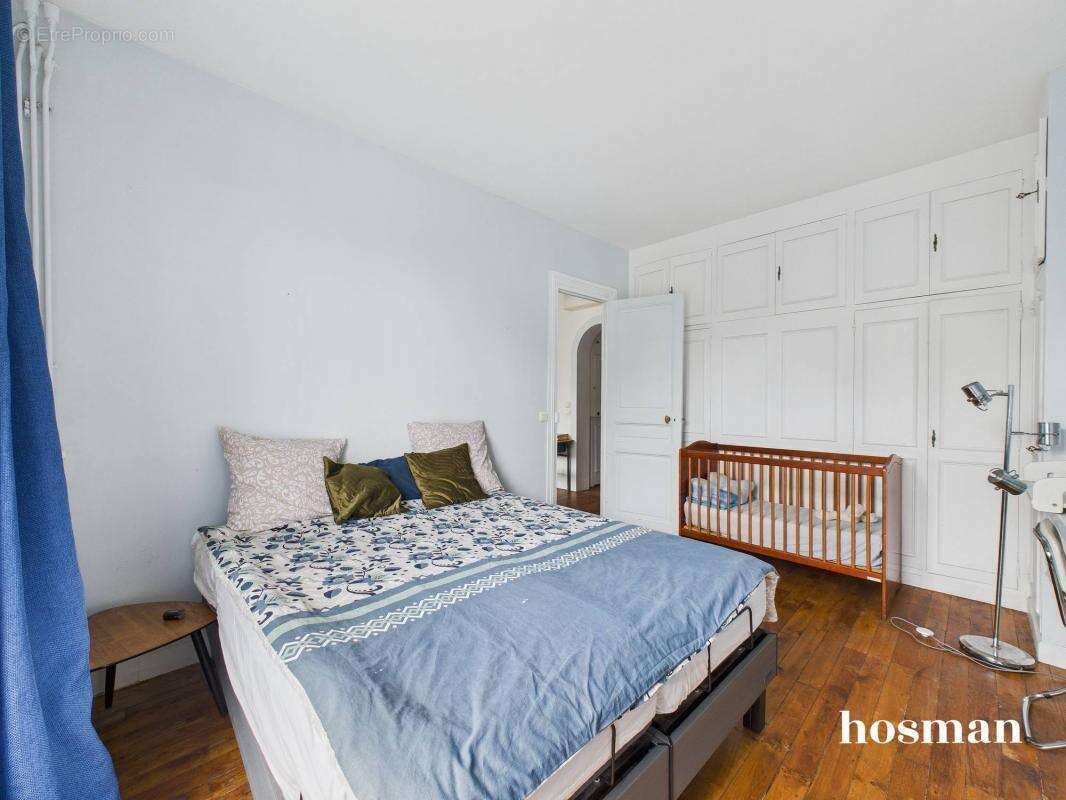 Appartement à NEUILLY-SUR-SEINE