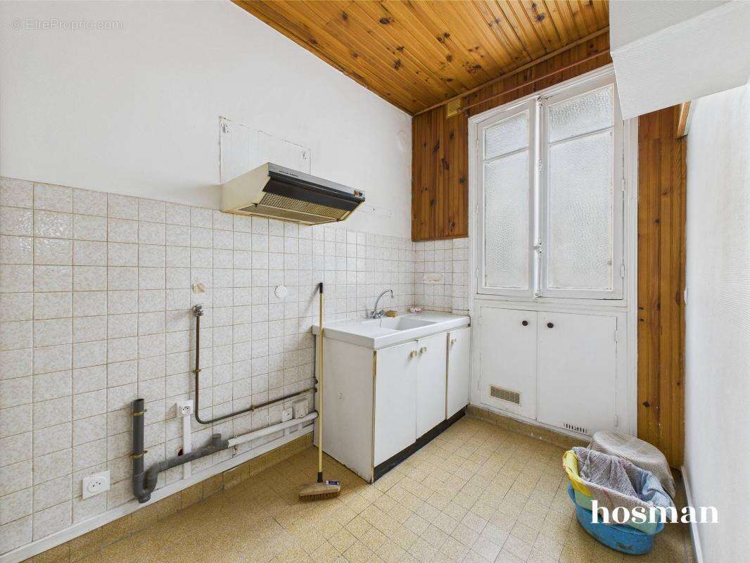 Appartement à PARIS-19E