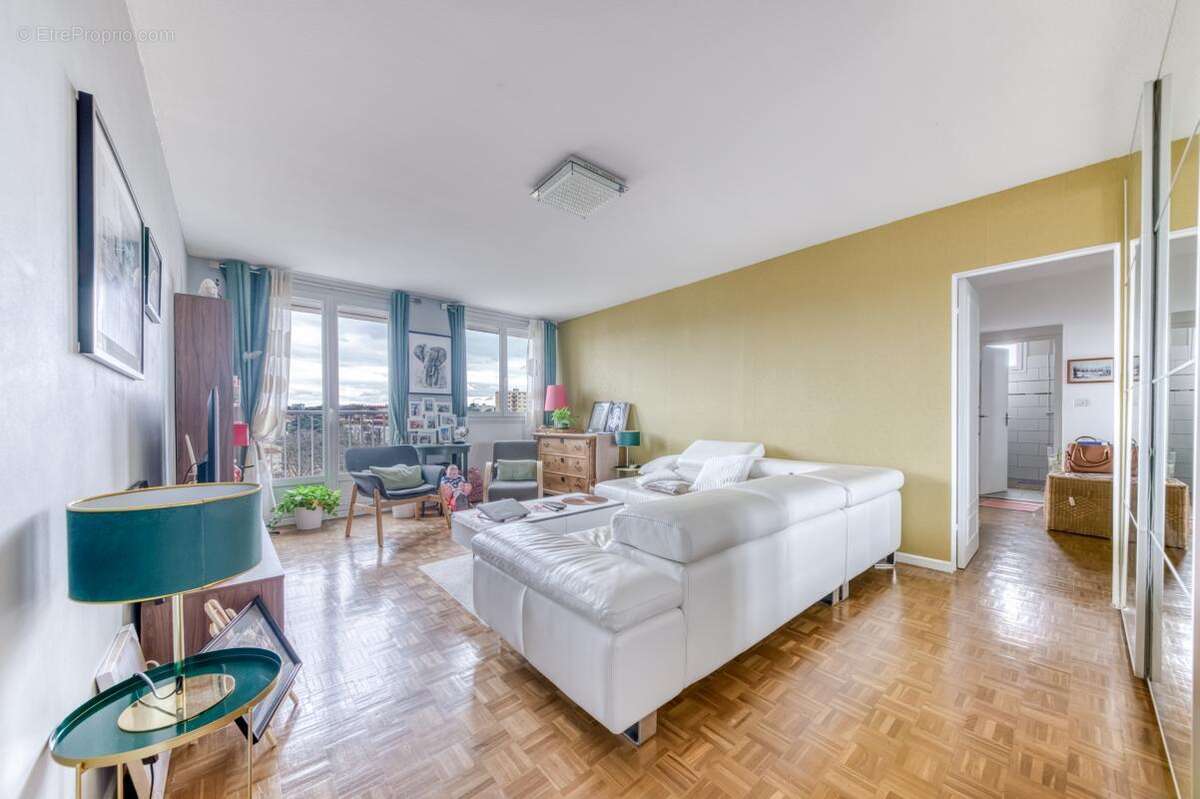 Appartement à LYON-5E