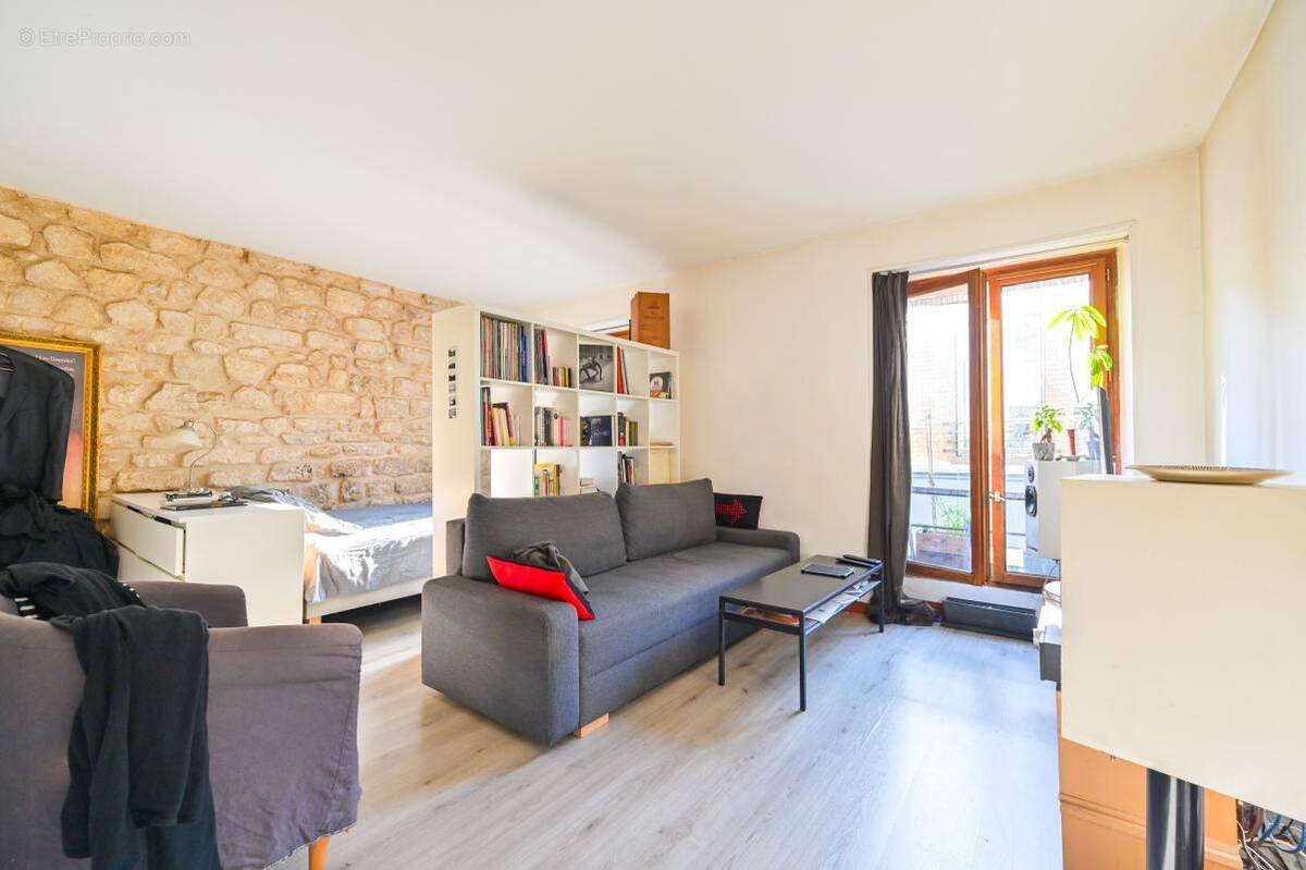 Appartement à PARIS-11E