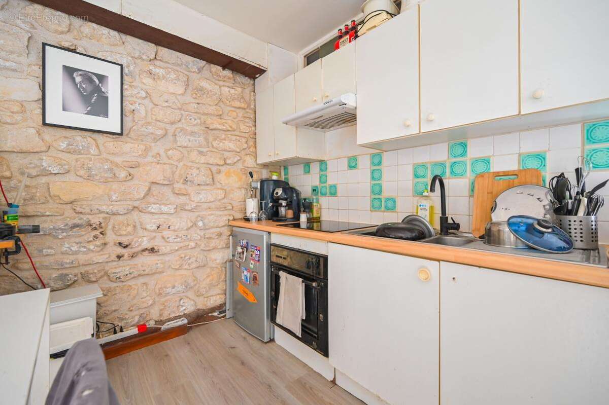 Appartement à PARIS-11E