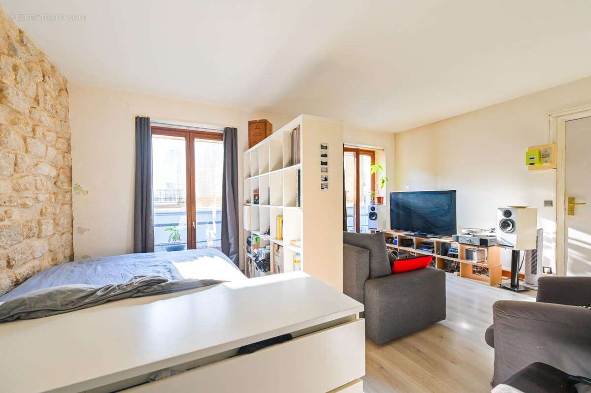 Appartement à PARIS-11E
