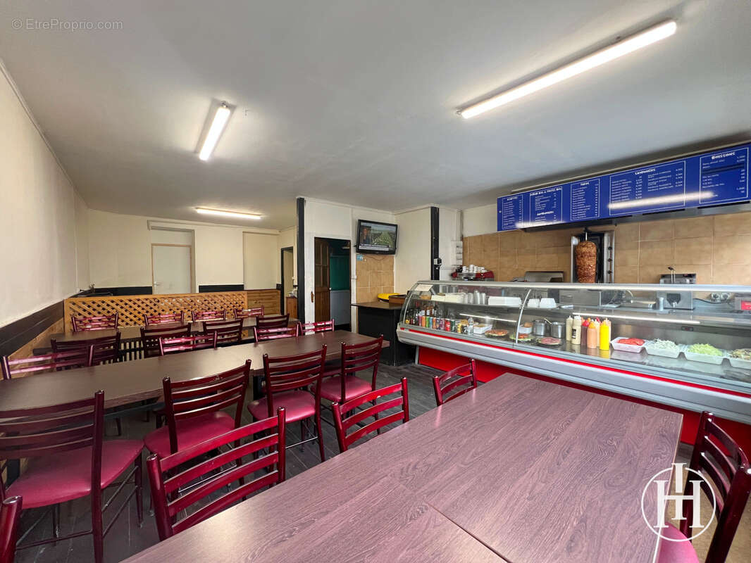 Appartement à VALLON-EN-SULLY