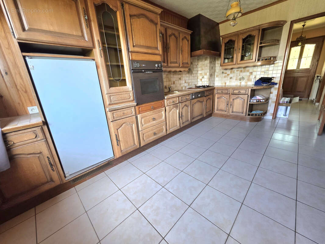 Maison à SAINT-MARTIN-BOULOGNE