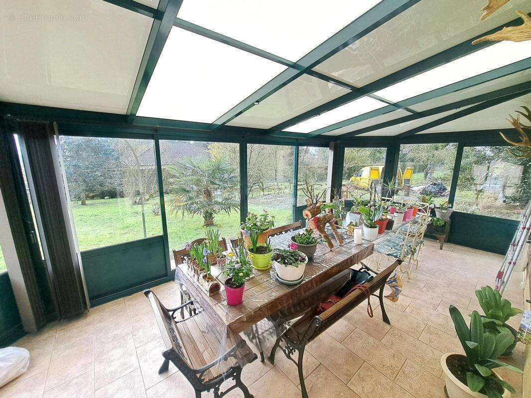 Maison à SAINT-LANGIS-LES-MORTAGNE