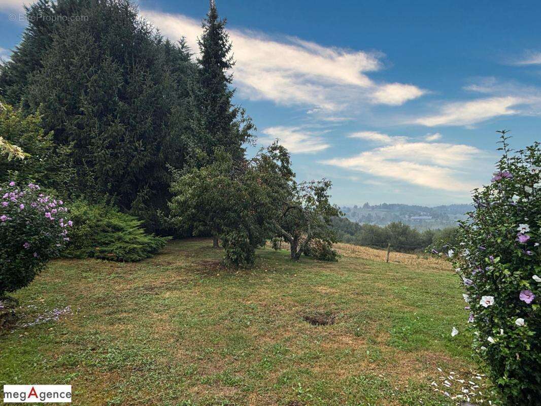 Maison à SAINTE-FEREOLE