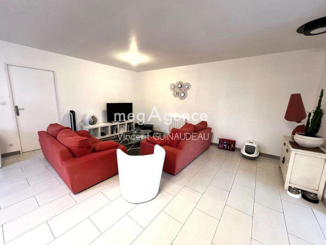 Maison à LE MAY-SUR-EVRE