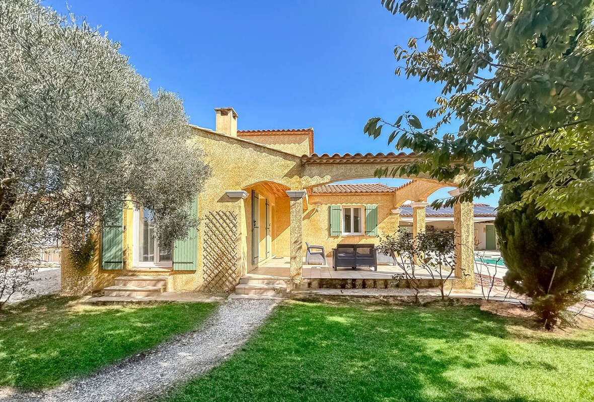Maison à REDESSAN