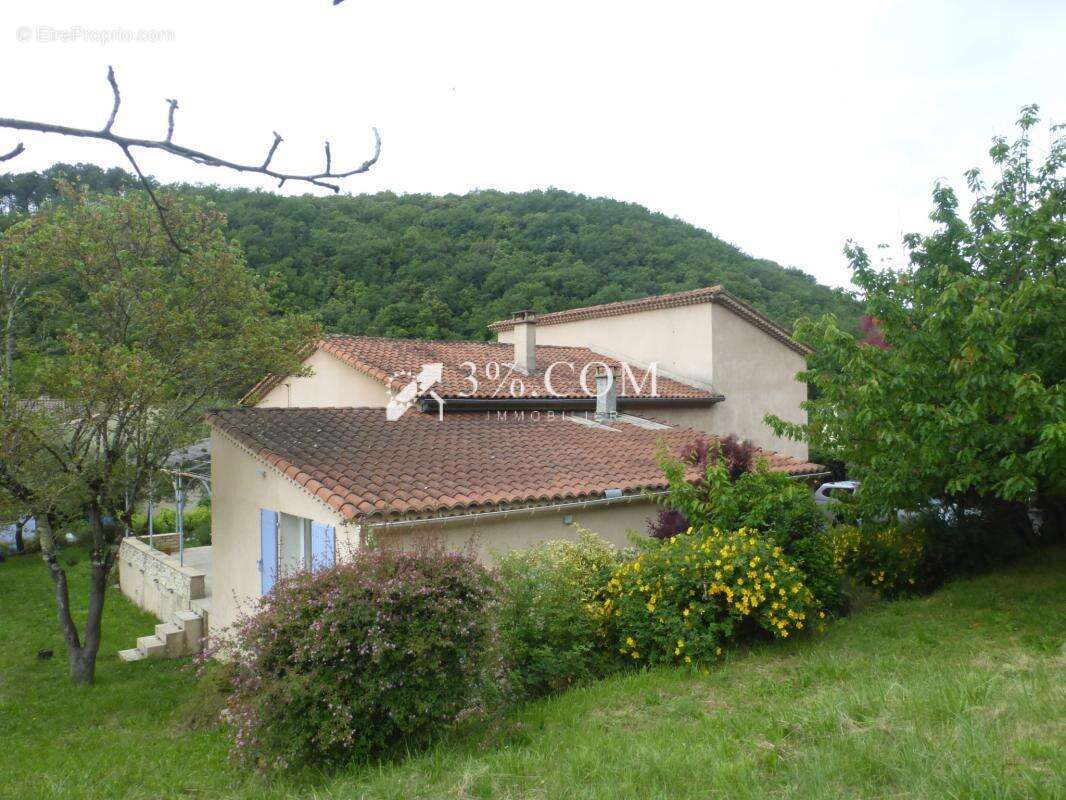 Maison à SAINT-JEAN-DU-PIN