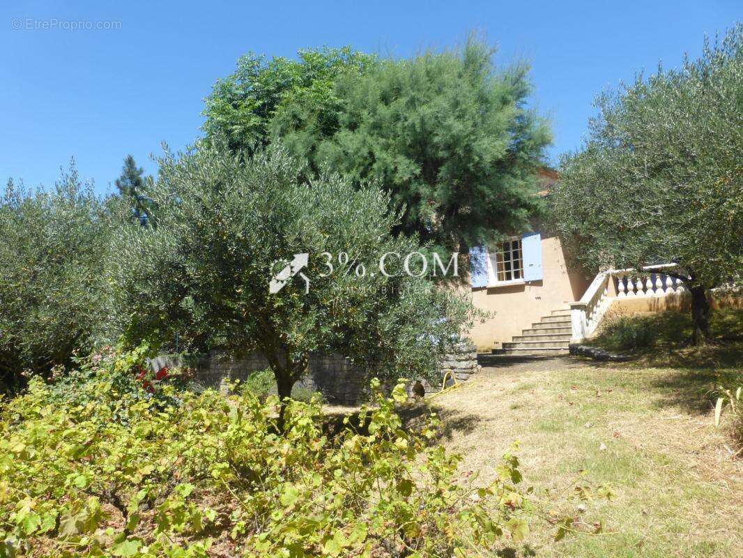 Maison à SAINT-JEAN-DU-PIN