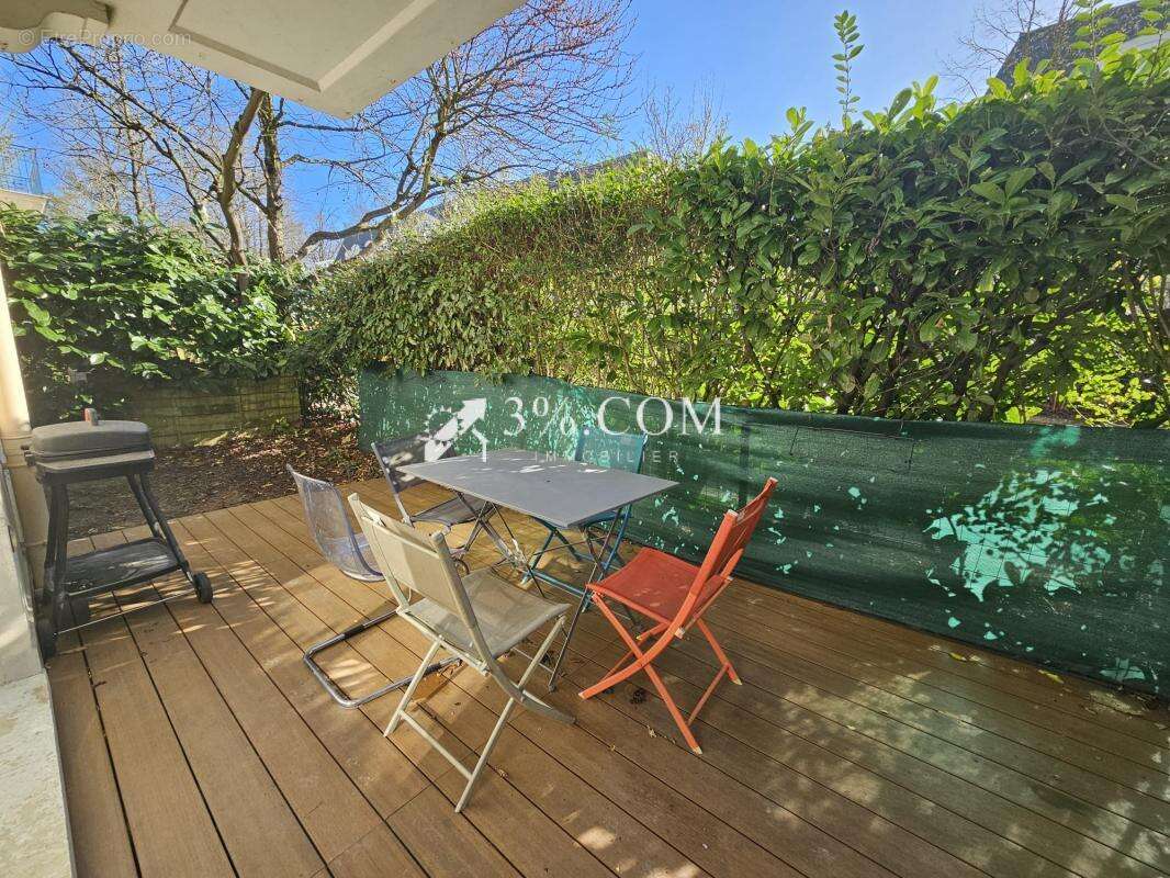 Appartement à LE PLESSIS-TREVISE