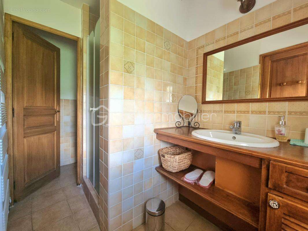 Maison à DONNEMARIE-DONTILLY