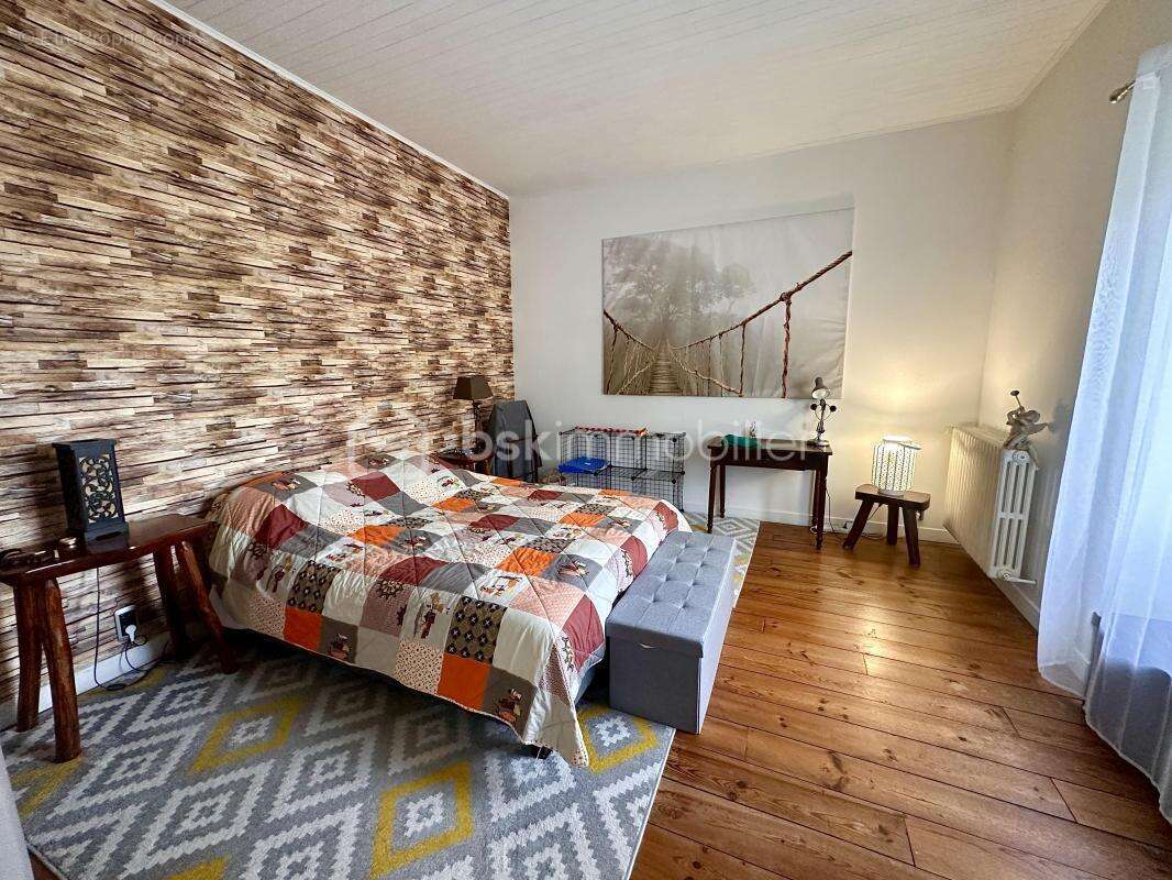 Maison à RIVIERE-SAAS-ET-GOURBY