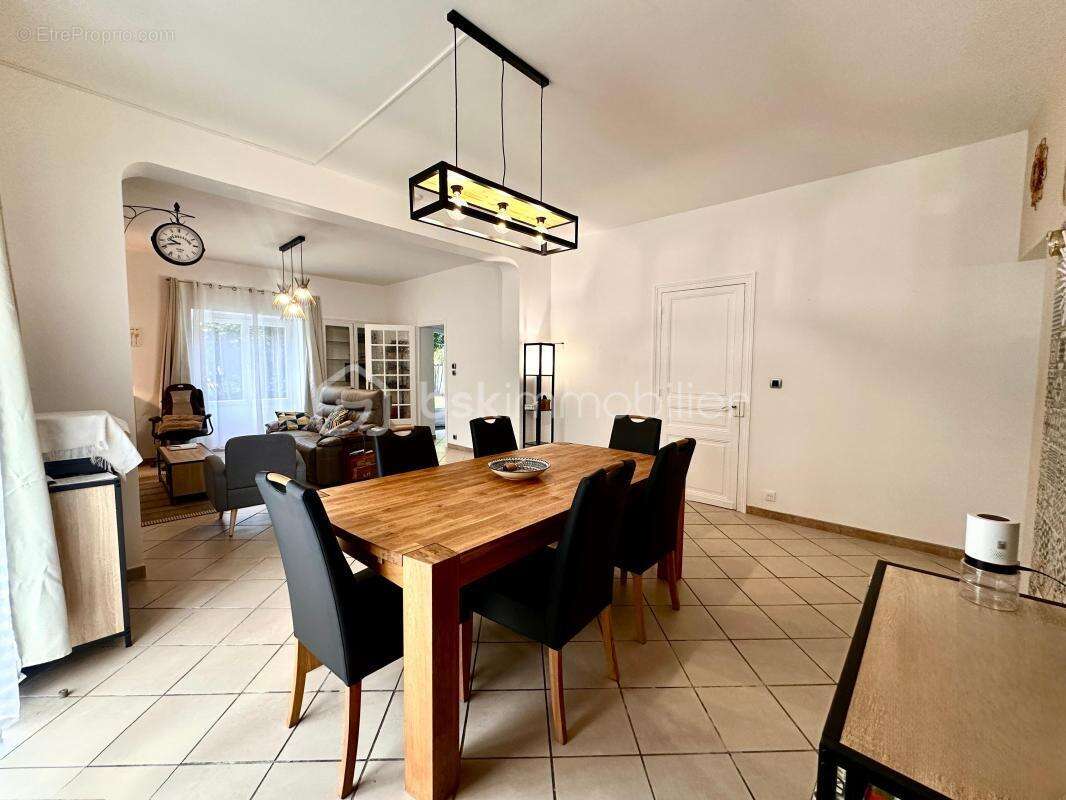 Maison à RIVIERE-SAAS-ET-GOURBY