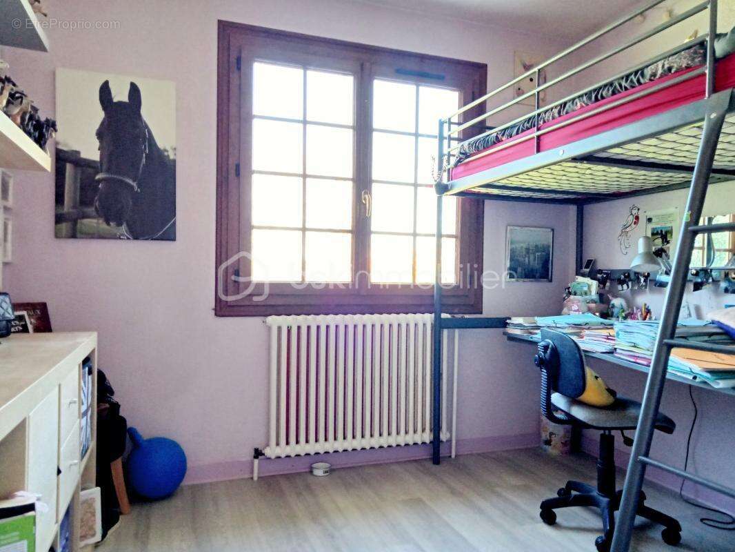 Maison à SAINTE-EANNE