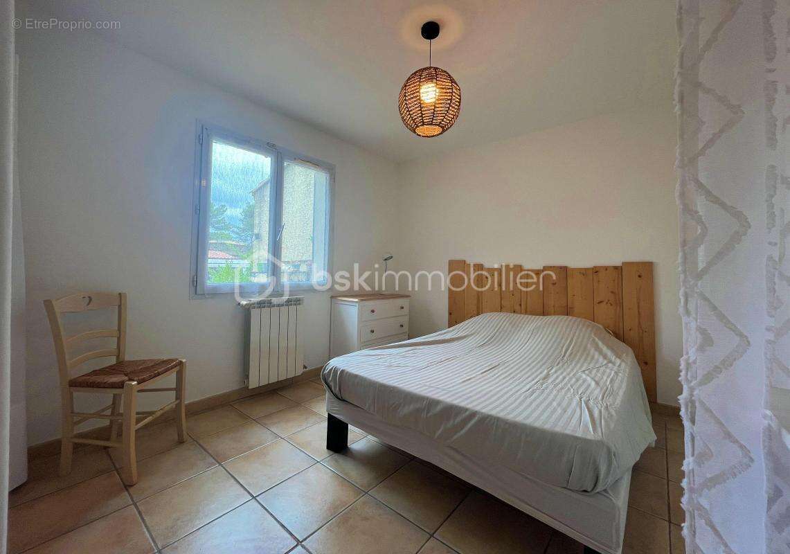 Maison à PELISSANNE