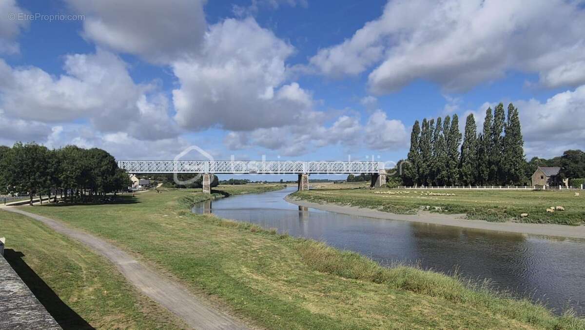 Maison à PONTAUBAULT