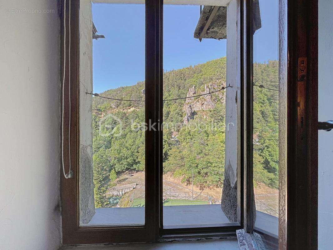 Appartement à PEONE