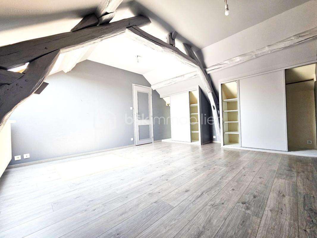 Maison à SULLY-SUR-LOIRE