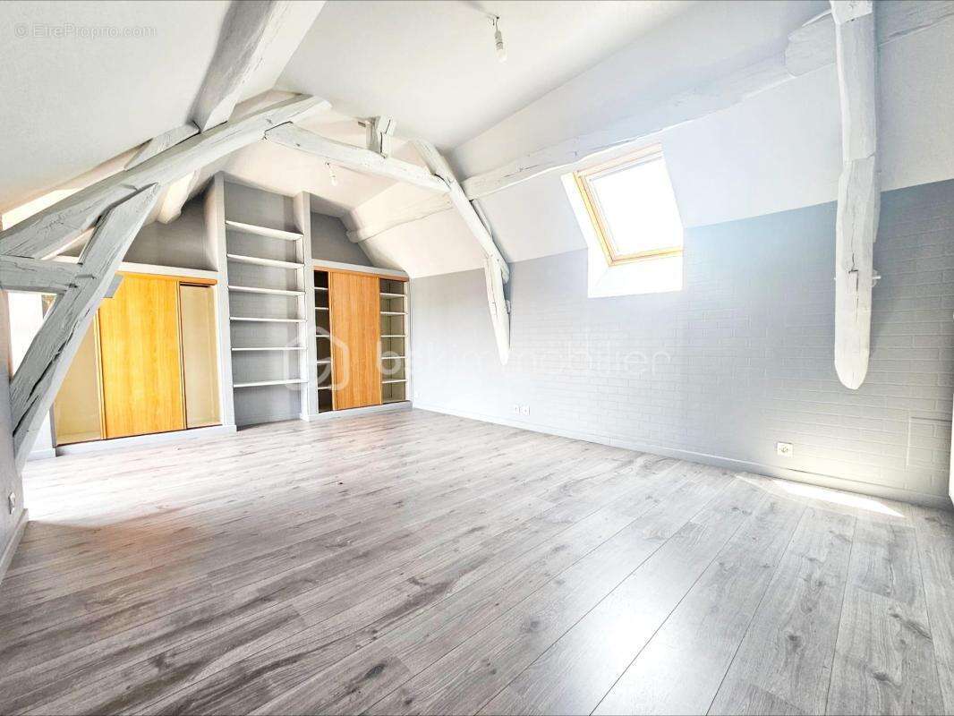 Maison à SULLY-SUR-LOIRE