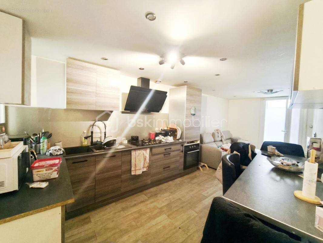 Maison à SAINT-GILLES