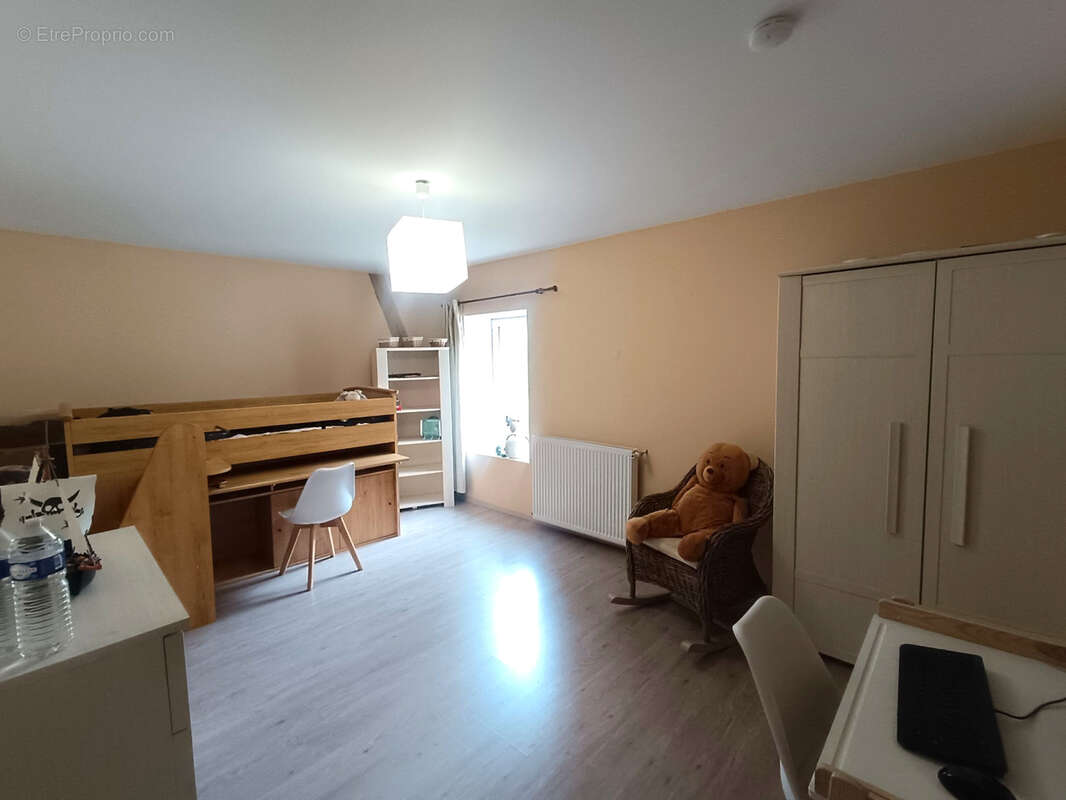 Maison à ENTRAINS-SUR-NOHAIN