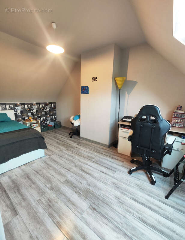 Maison à LE MEE-SUR-SEINE