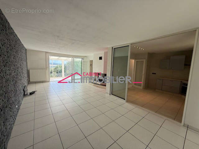 Maison à SAINT-PERAY