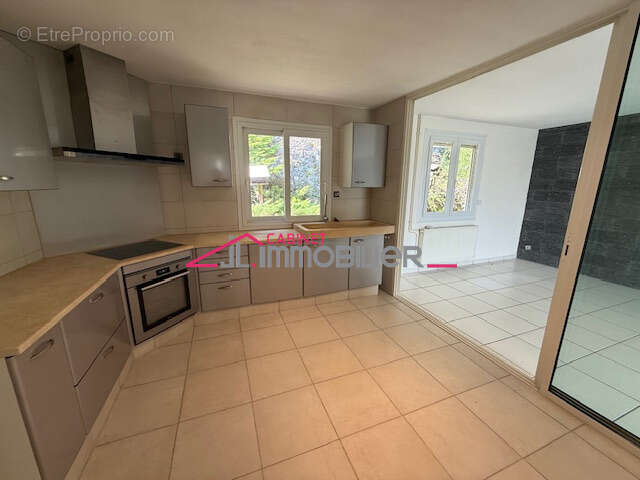 Maison à SAINT-PERAY