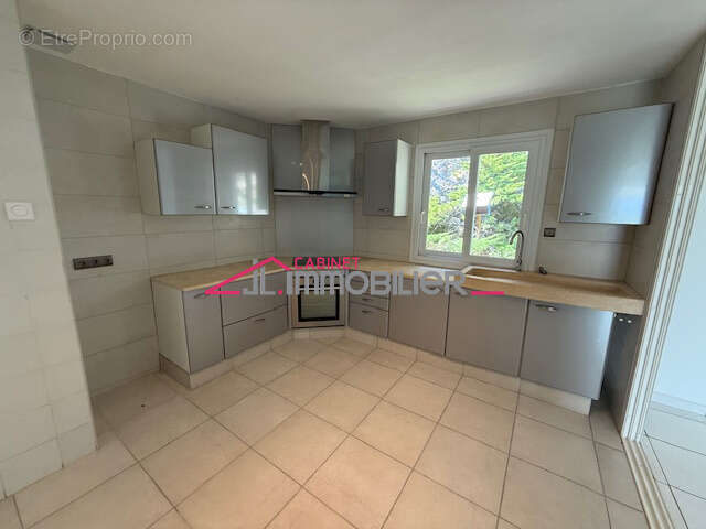 Maison à SAINT-PERAY