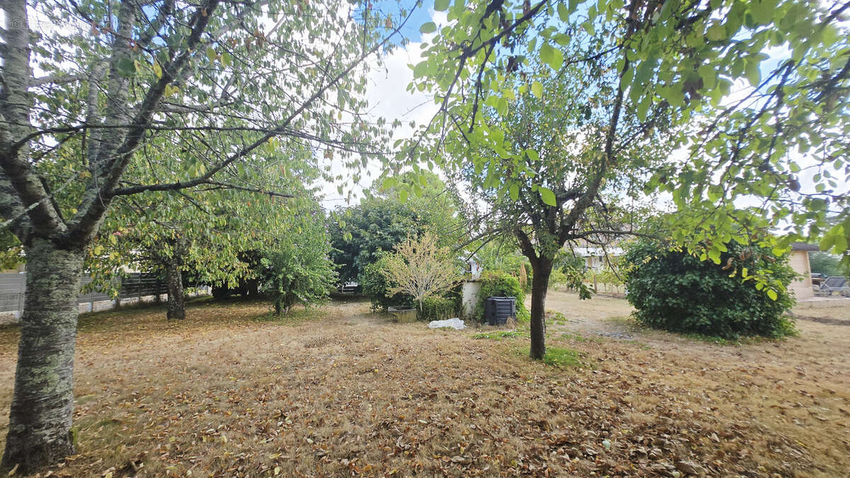 Maison à PORT-SAINTE-FOY-ET-PONCHAPT