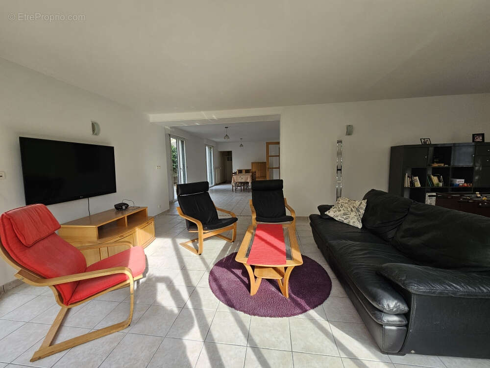 Maison à VERN-SUR-SEICHE