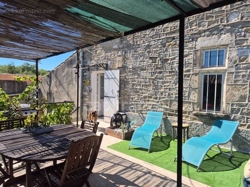 Maison à VEZENOBRES