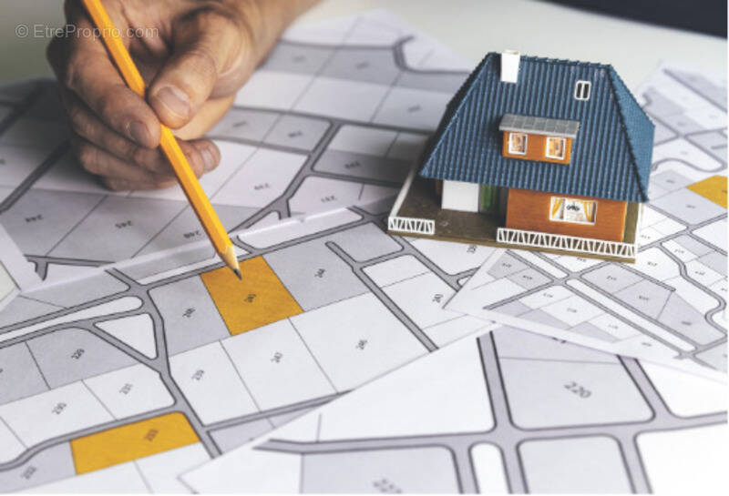 Terrain à GRISOLLES