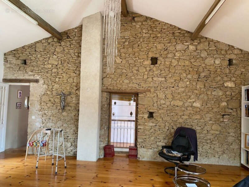 Maison à SAINT-JULIA