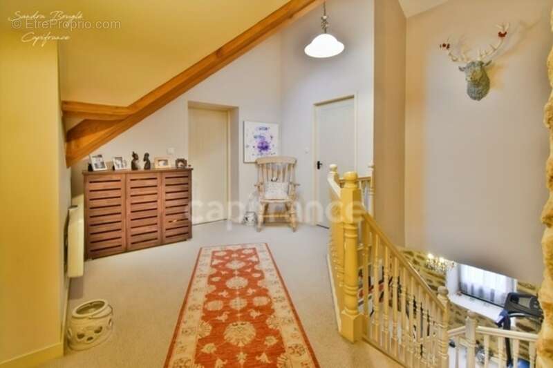 Maison à SAINTE-GEMMES-LE-ROBERT