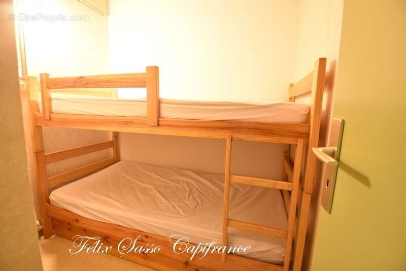 Appartement à ESQUIEZE-SERE