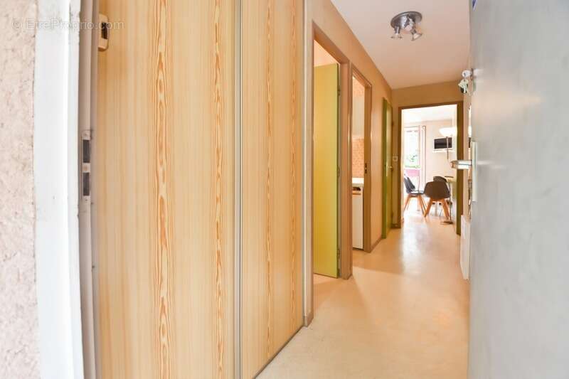 Appartement à ESQUIEZE-SERE