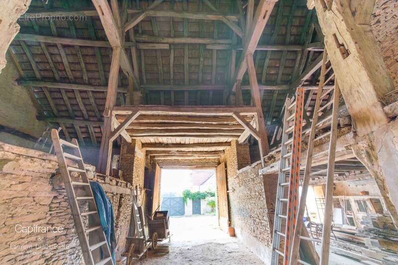 Maison à MESSIGNY-ET-VANTOUX