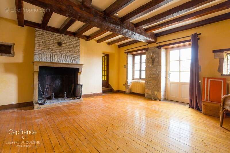 Maison à MESSIGNY-ET-VANTOUX