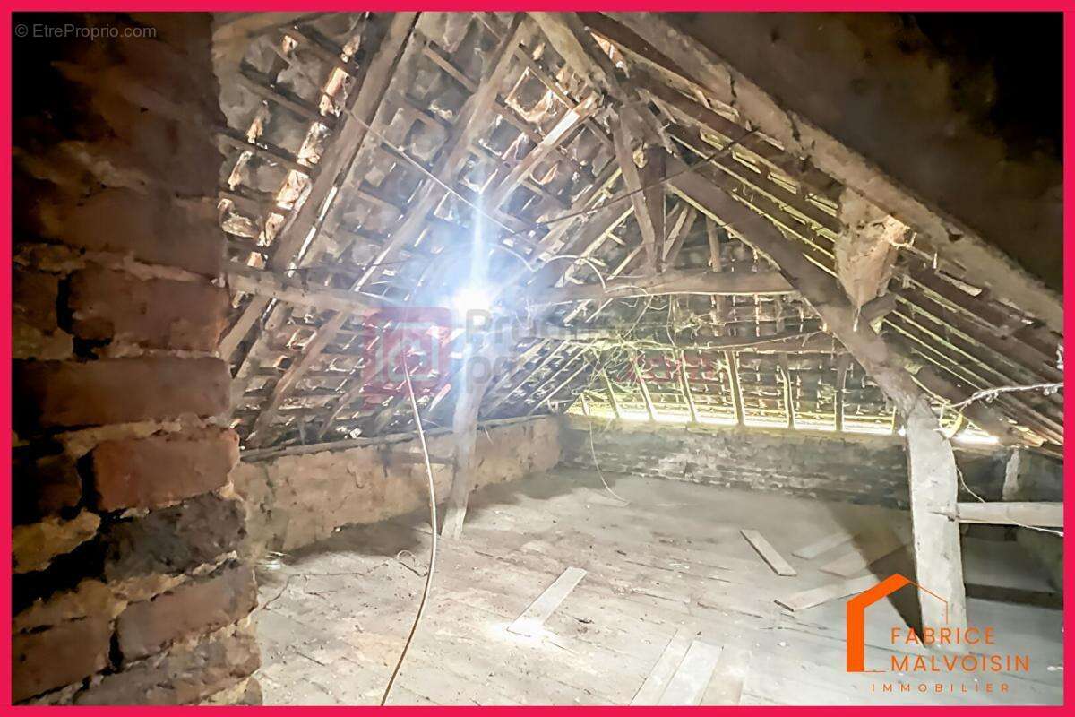 Maison à BEAURAINVILLE