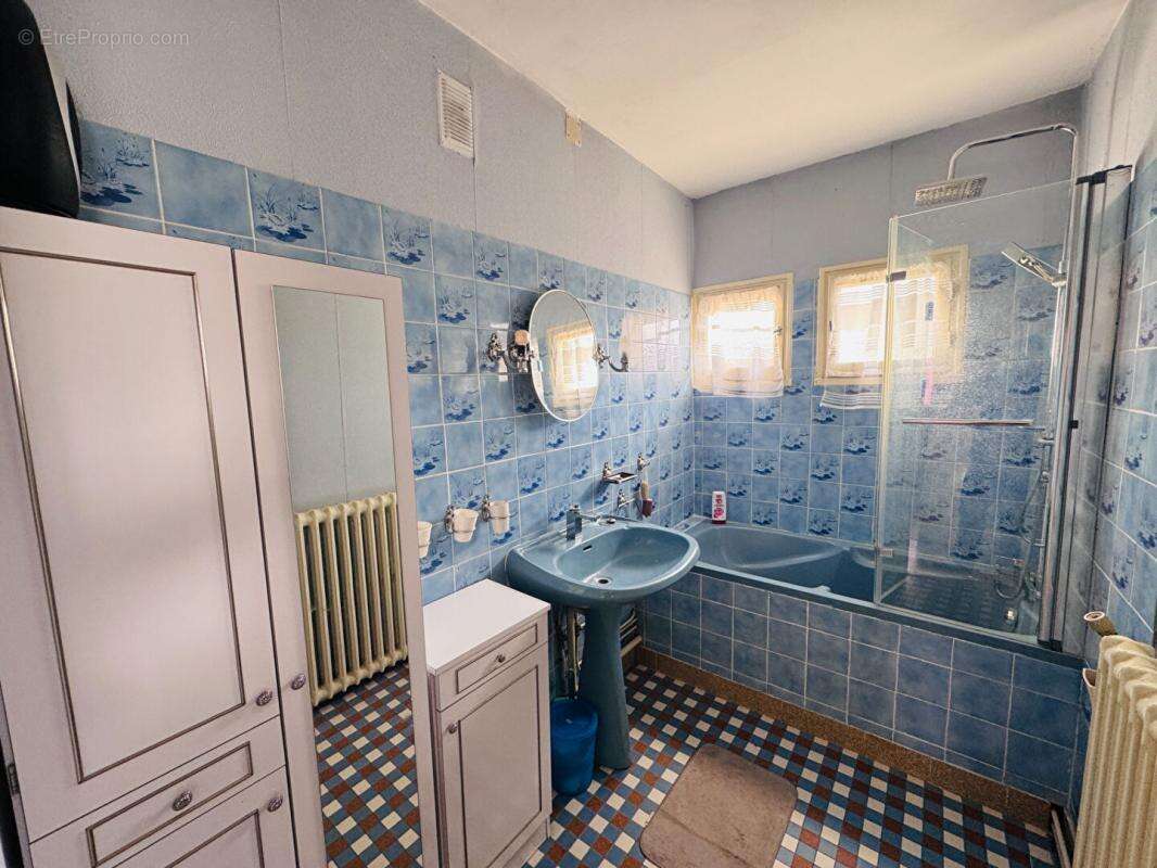 Maison à COULANGES-LES-NEVERS