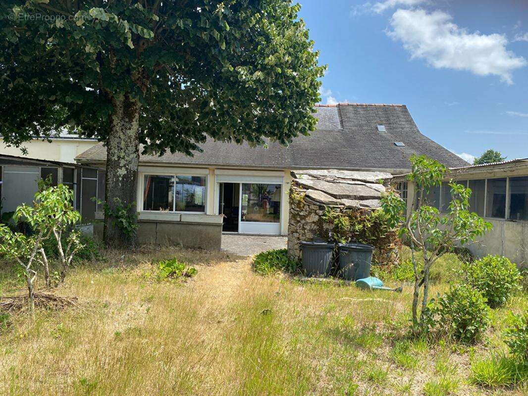 Maison à LA CHAPELLE-LAUNAY