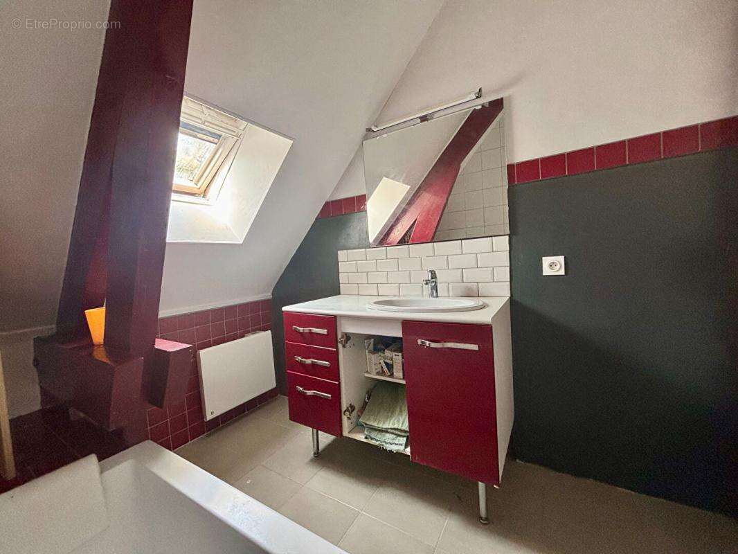 Maison à SAINT-GERVAIS-LA-FORET