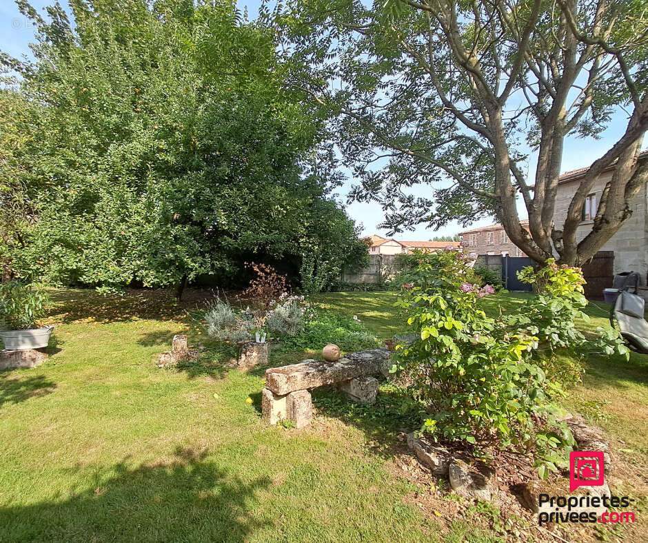 Maison à SAINT-LUMIER-EN-CHAMPAGNE