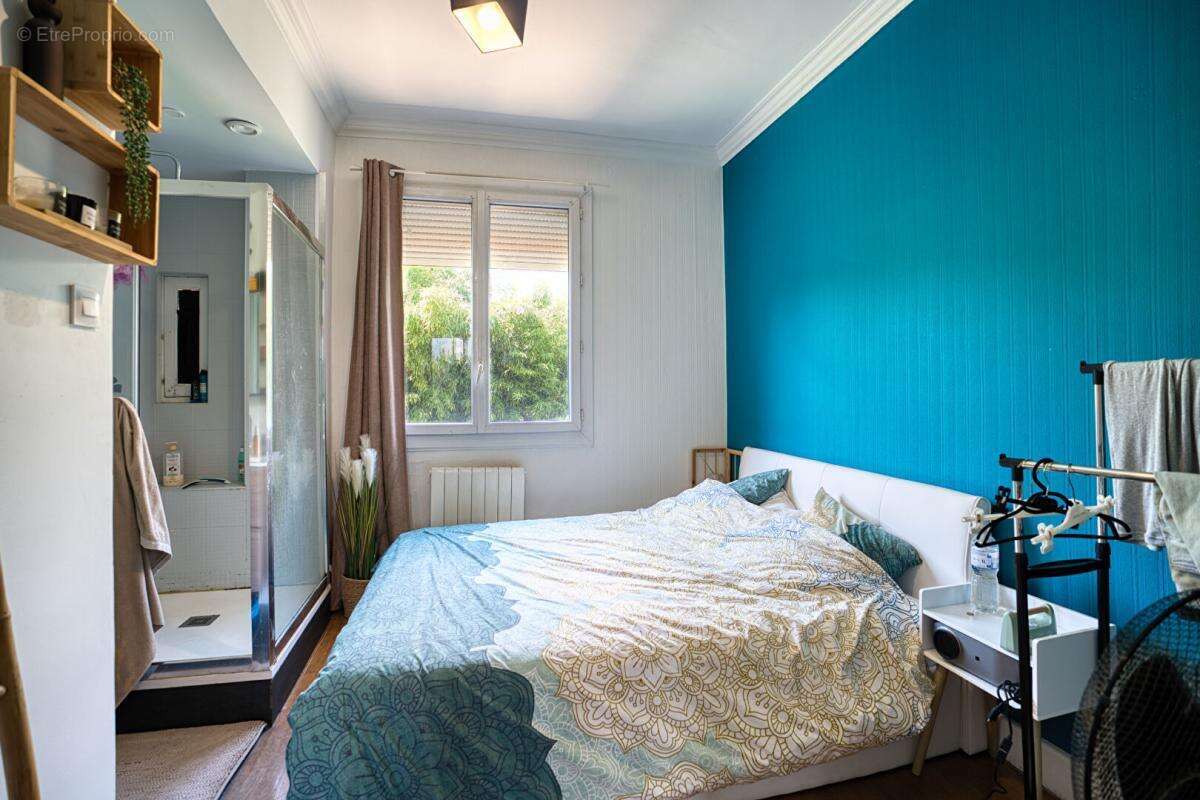 Maison à VAULX-EN-VELIN