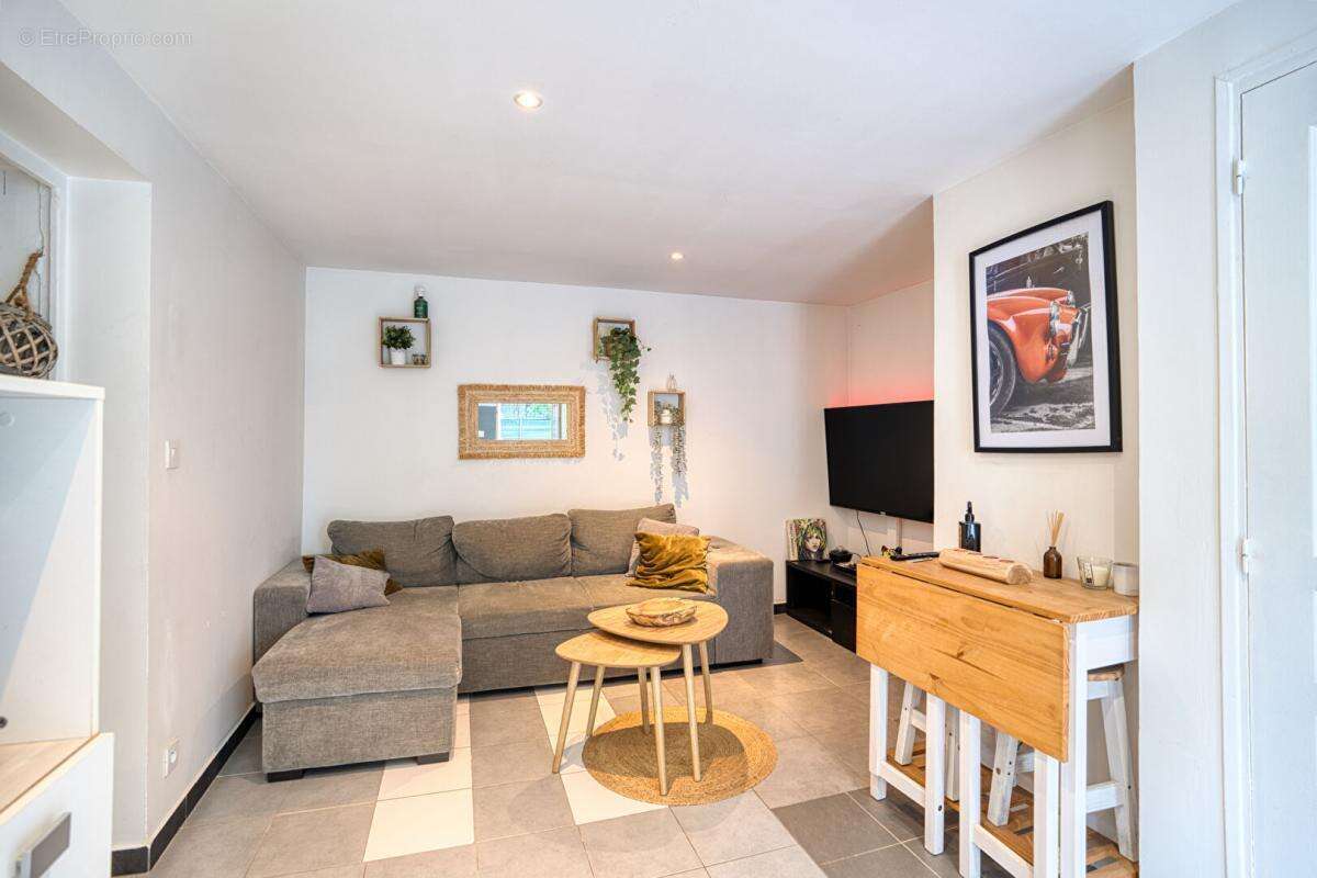 Maison à VAULX-EN-VELIN