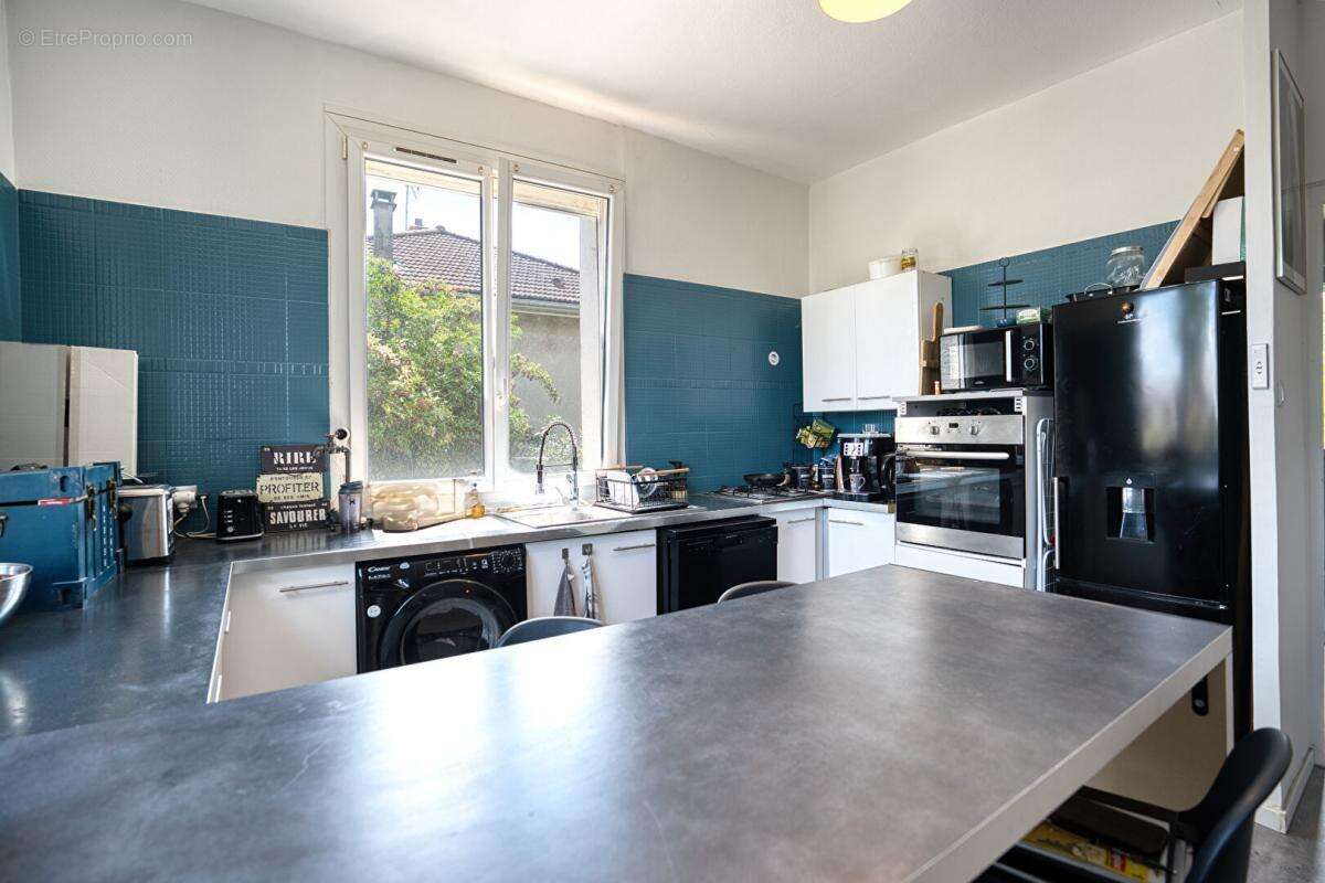 Maison à VAULX-EN-VELIN