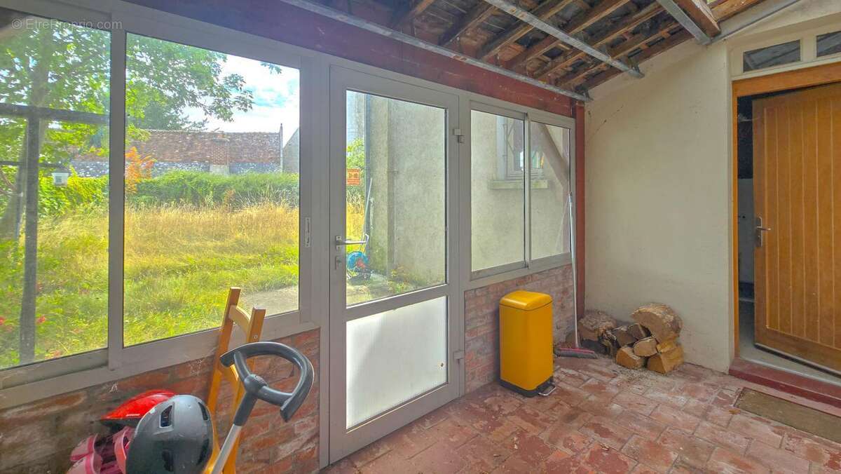 Maison à NEUILLE-PONT-PIERRE